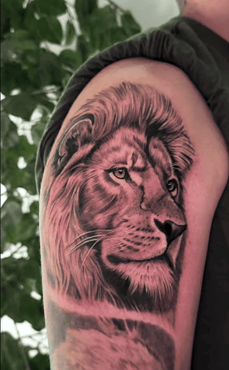 Fine line tattoo by Fernando - Venice Beach tattoo artist